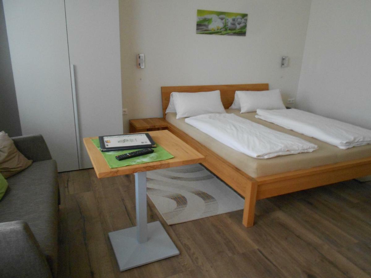 Weingut Gastehaus Palkowitsch Bed & Breakfast Illmitz Eksteriør bilde